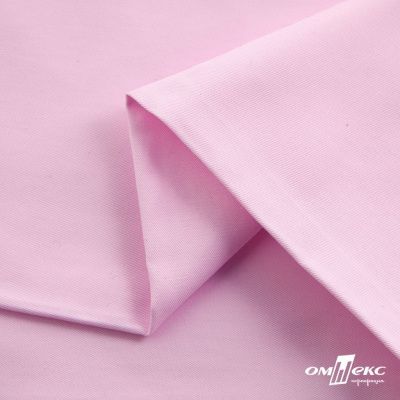 Ткань сорочечная Альто, 115 г/м2, 58% пэ,42% хл, окрашенный, шир.150 см, цв. 2-розовый (арт.101) - купить в Ноябрьске. Цена 306.69 руб.